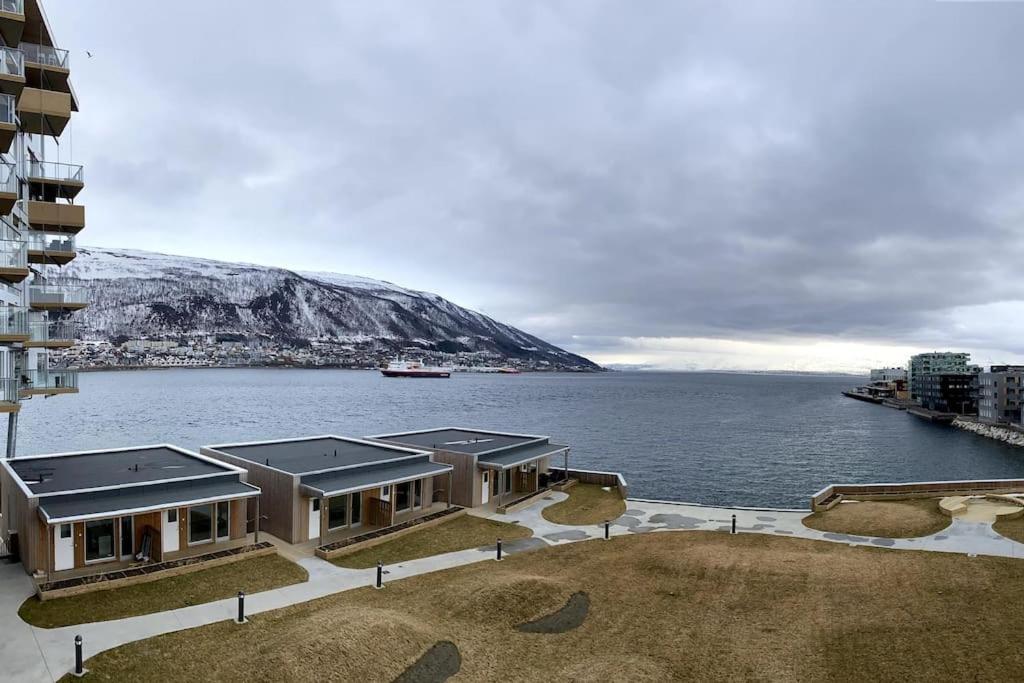 Royal Skir Apartment Sea View Tromso Ngoại thất bức ảnh